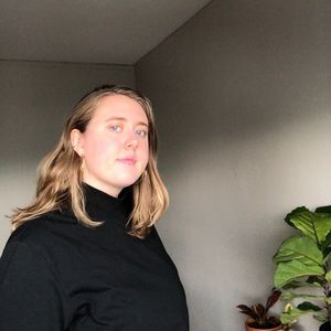 Meet your Posher, Maeve